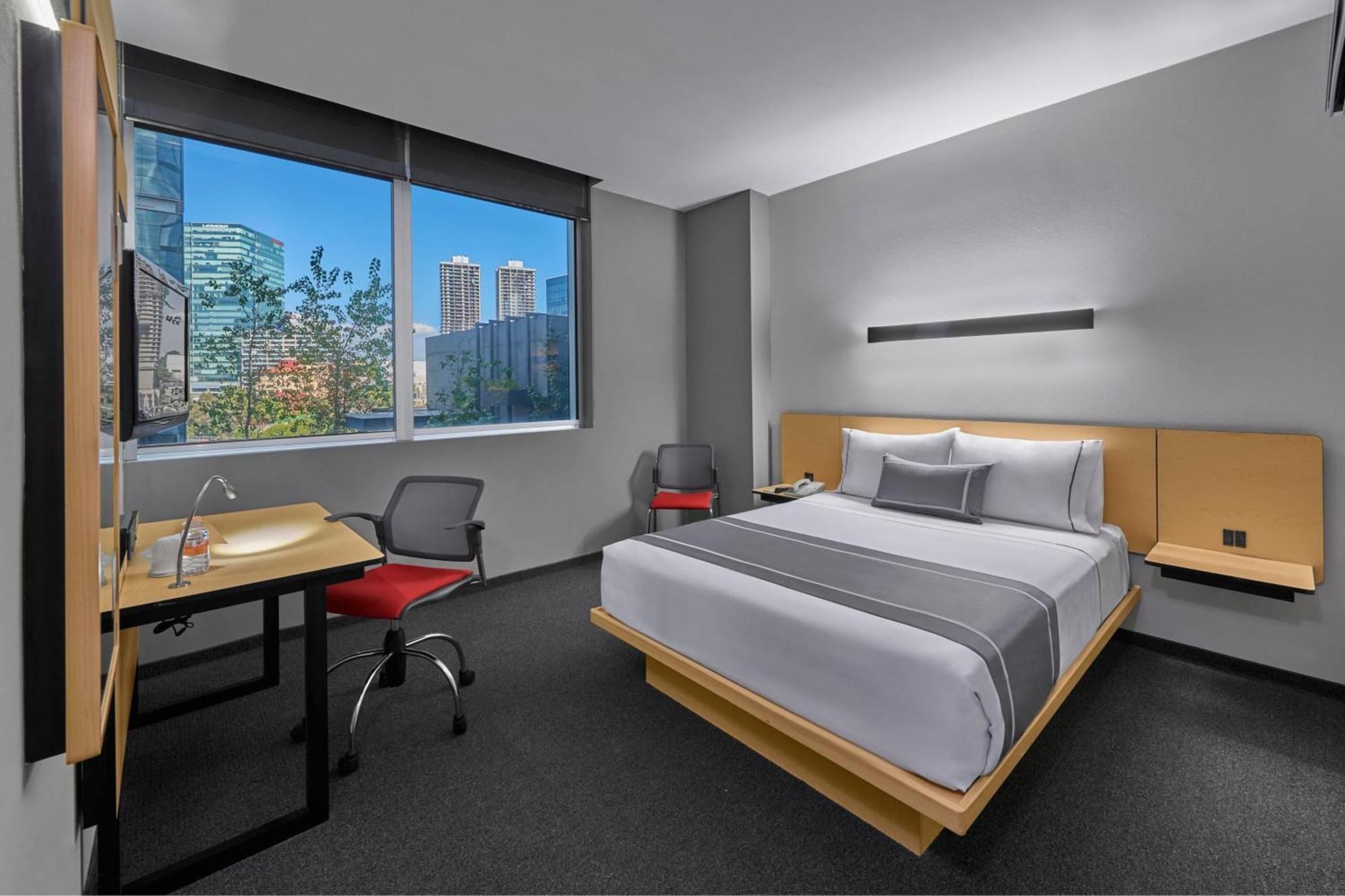 City Express Plus By Marriott Monterrey Nuevo Sur Exterior foto