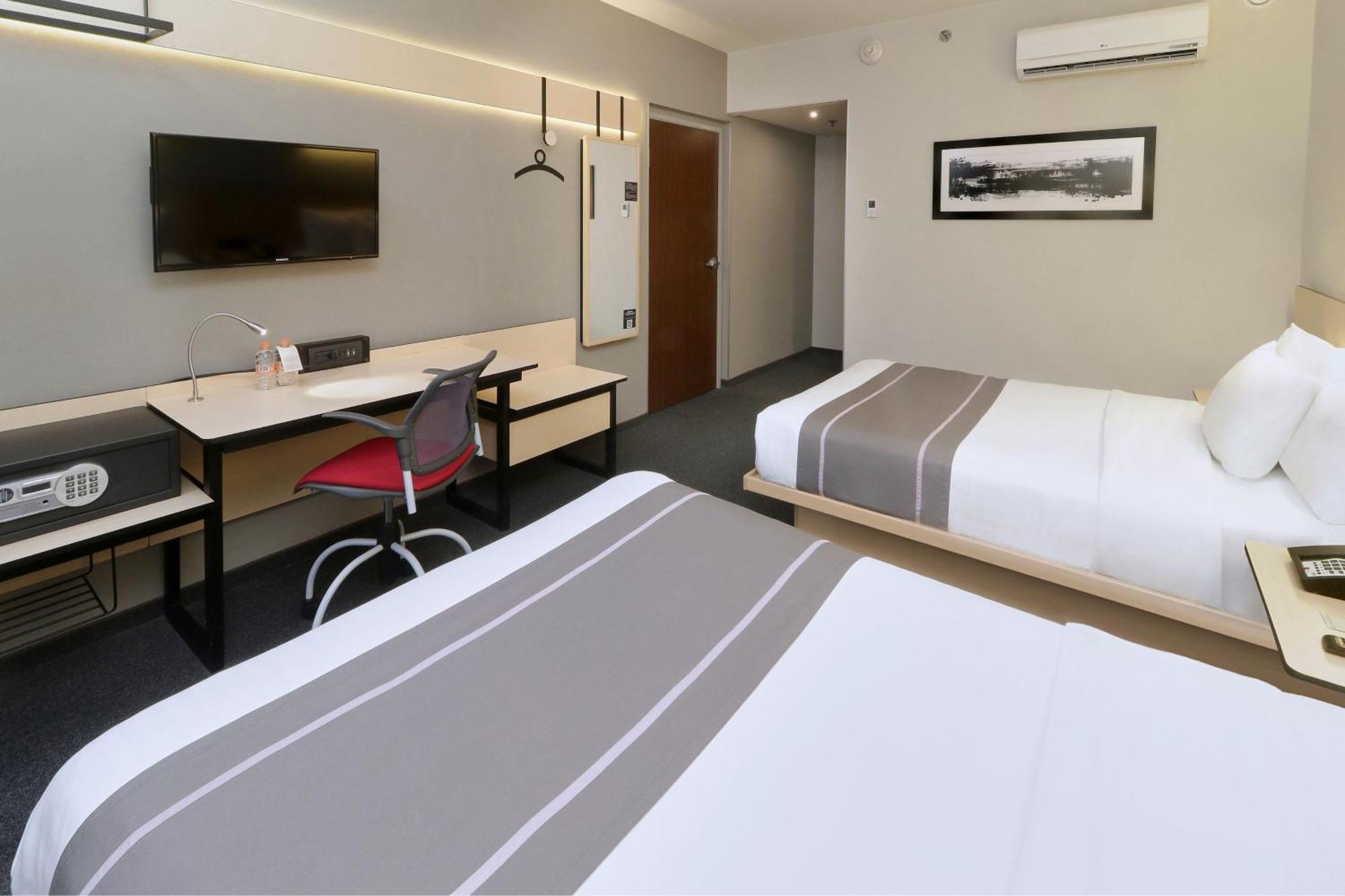 City Express Plus By Marriott Monterrey Nuevo Sur Exterior foto